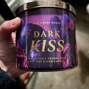 Bath & Body Works Dark Kiss Candle - Purple and Gold